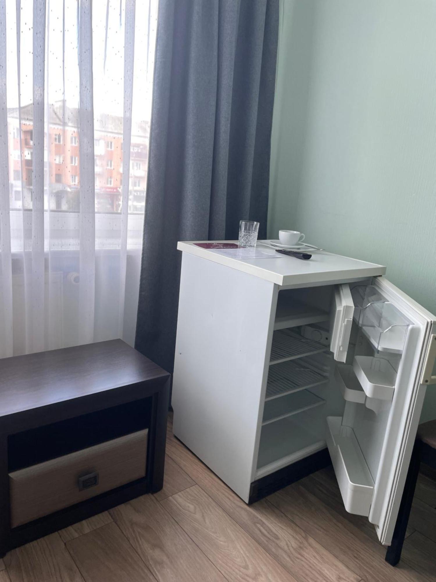Готель "Дубно" Dubno Quarto foto